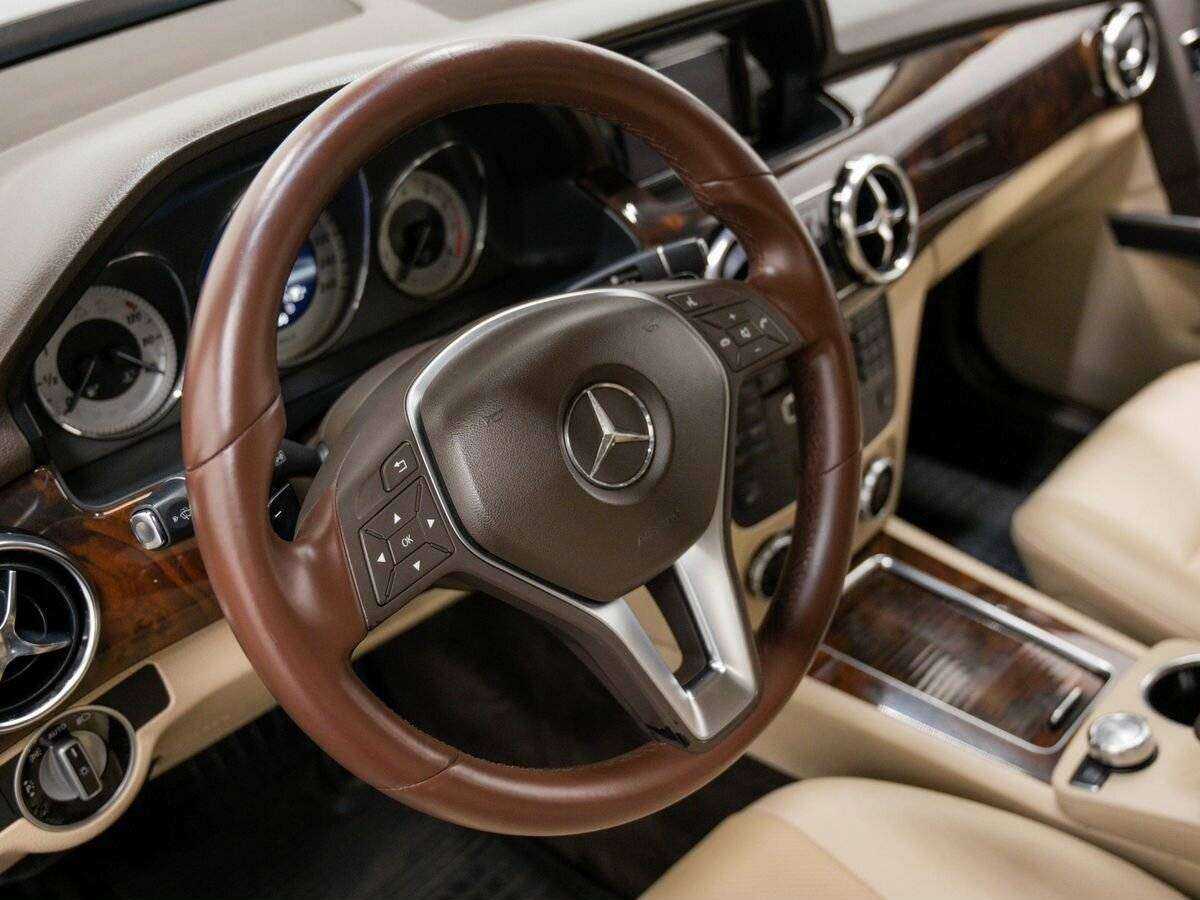 Mercedes-Benz GLK-Класс 300, 2012 Фото №17