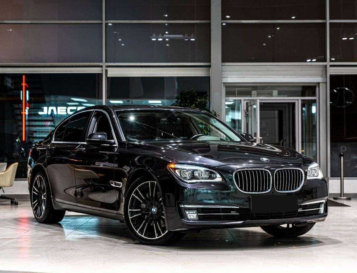 BMW 7 серии 740d xDrive, 2013 - 121 955 км. | Фото №2