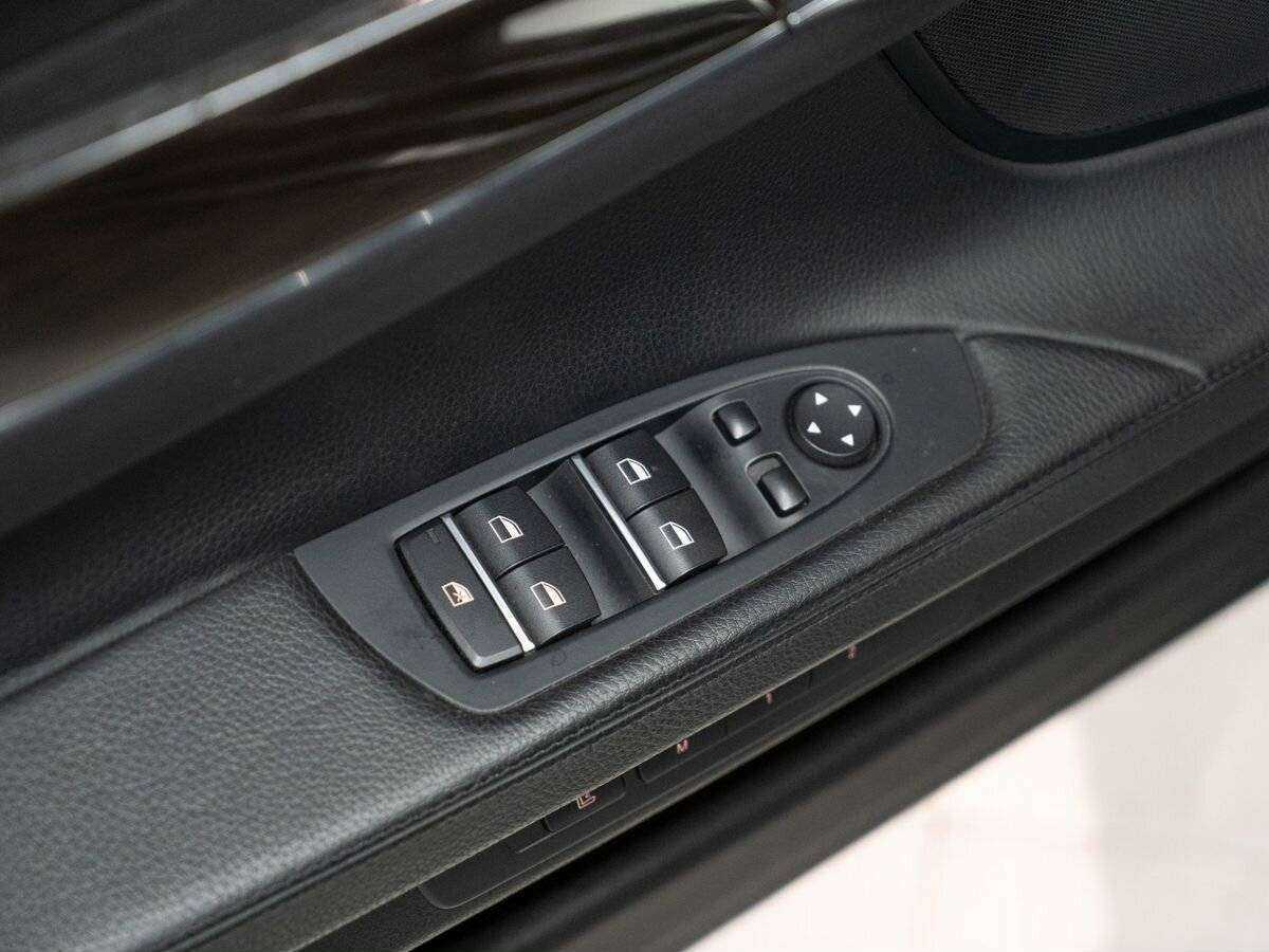 BMW 7 серии 740d xDrive, 2013 Фото №17