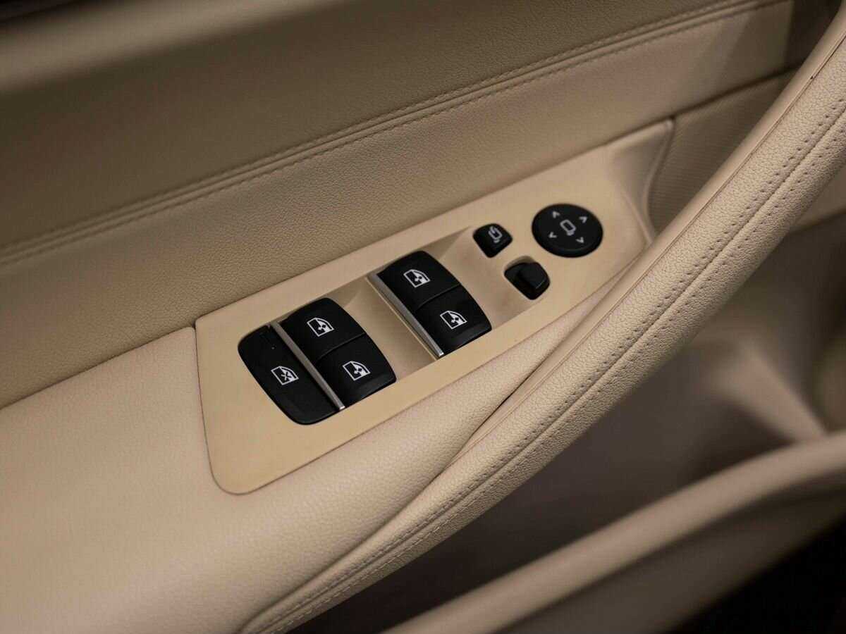 BMW 5 серии 520d xDrive, 2018 Фото №18