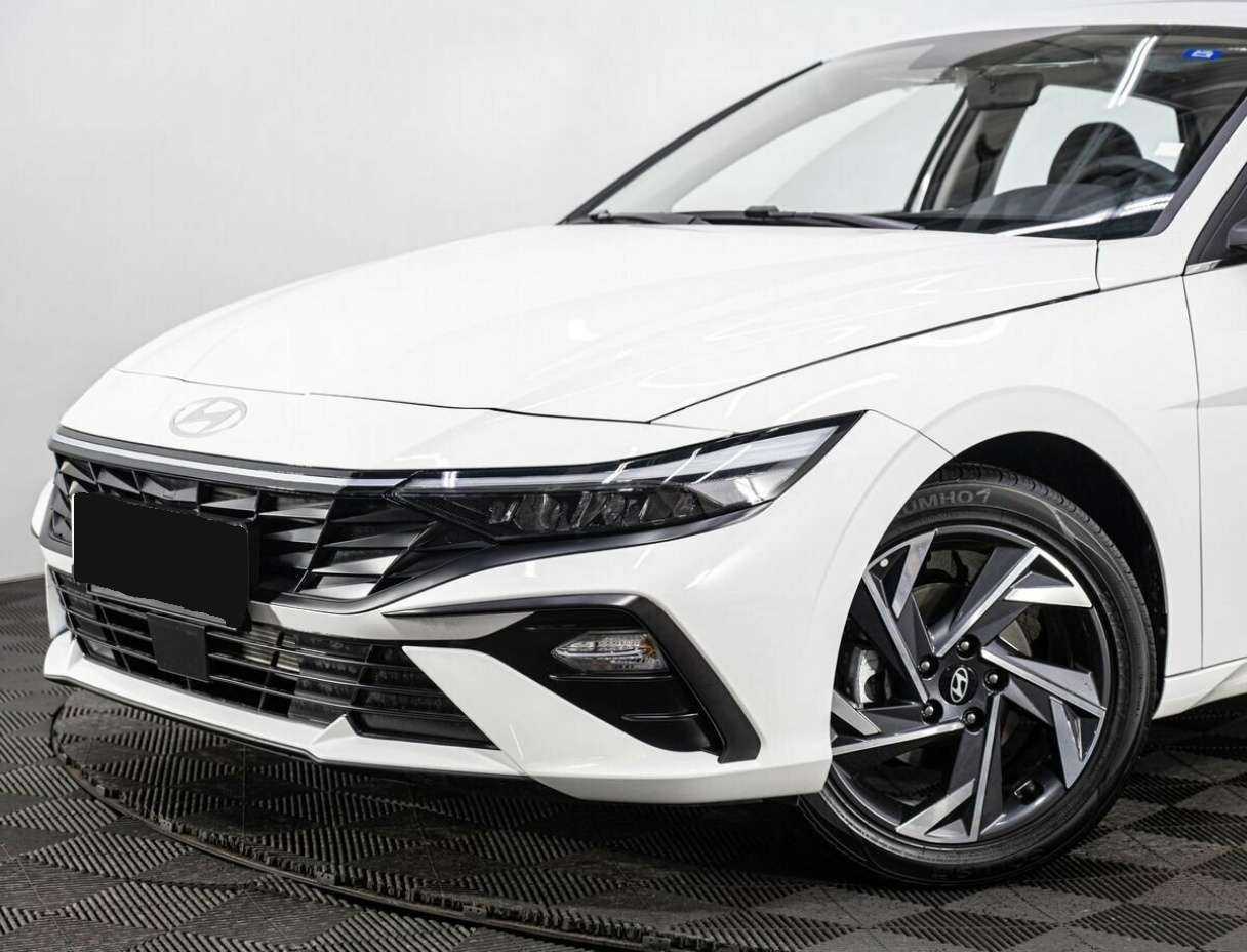 Hyundai Elantra, 2023 Фото №7