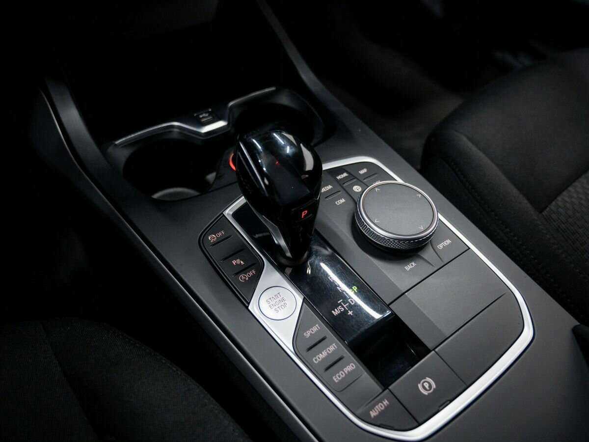 BMW 1 серии 118i, 2019 Фото №18