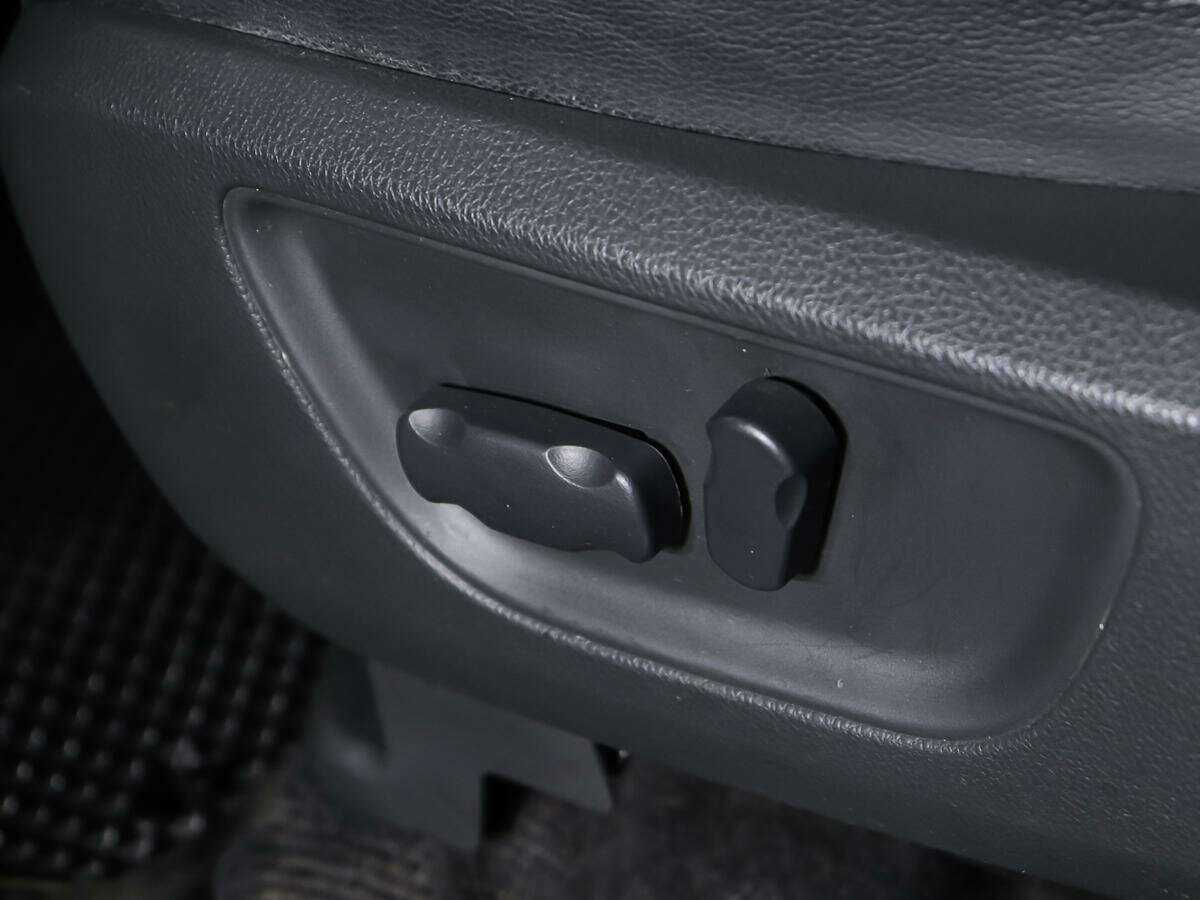 Mitsubishi Pajero Sport, 2019 Фото №18