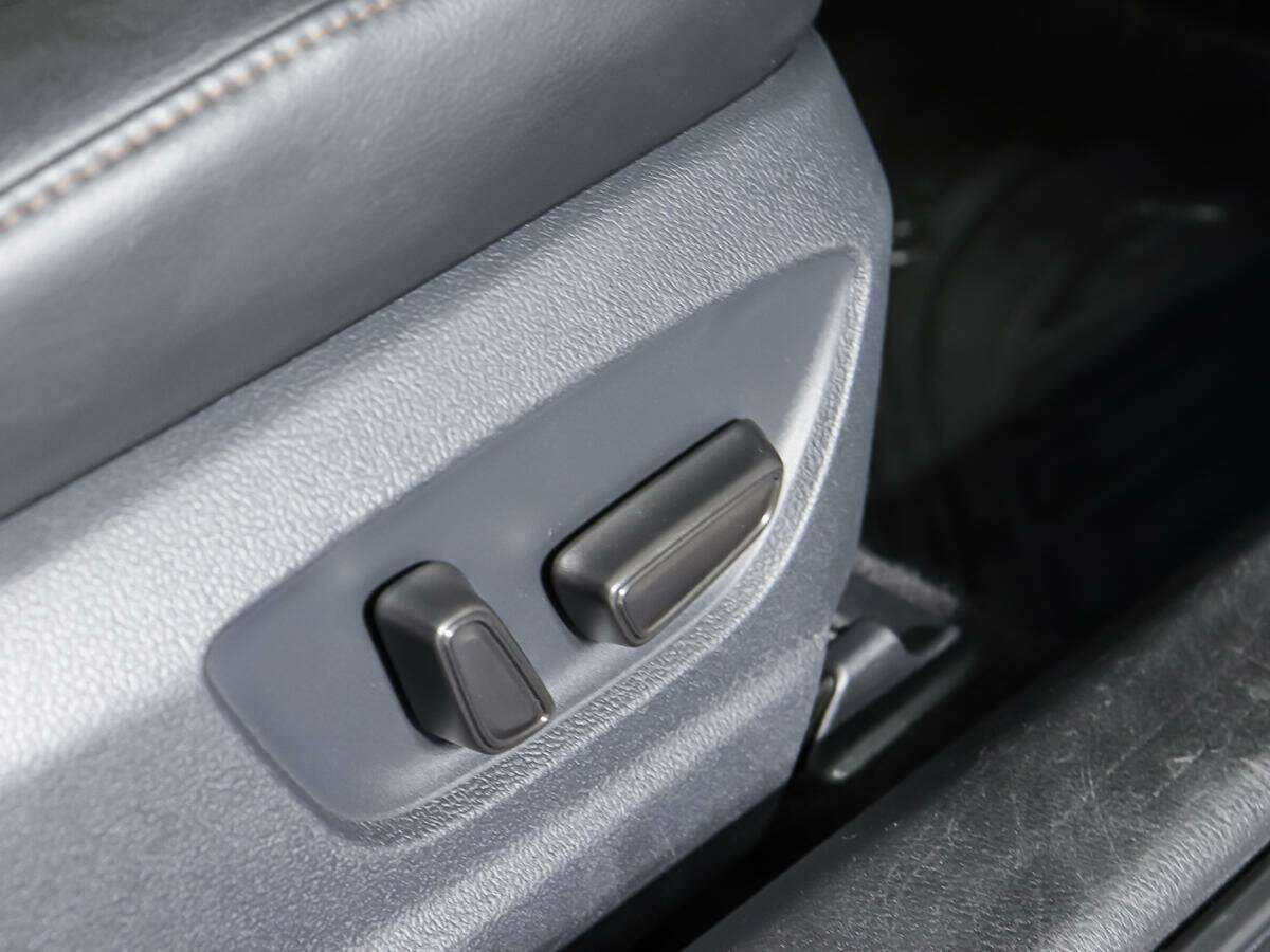 Toyota Camry, 2018 Фото №16