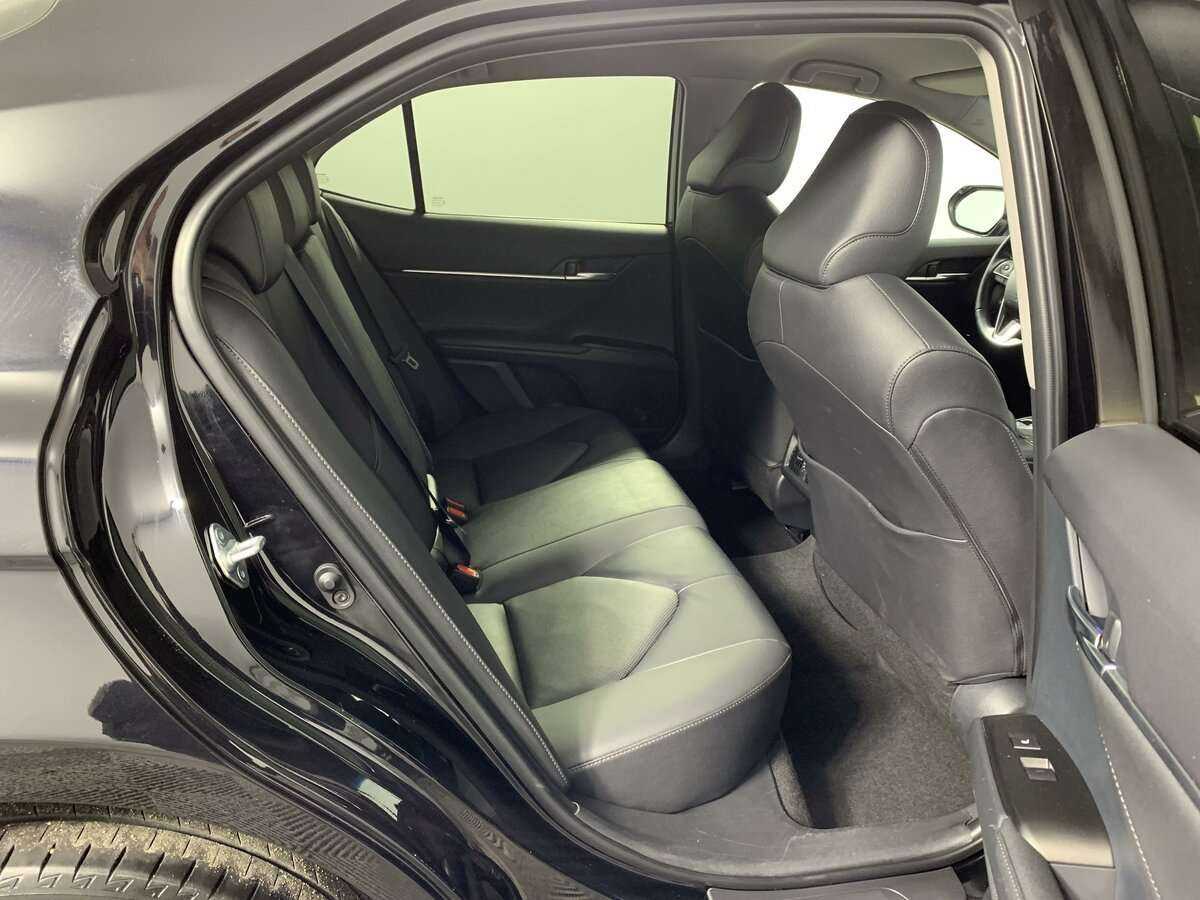 Toyota Camry, 2021 Фото №14