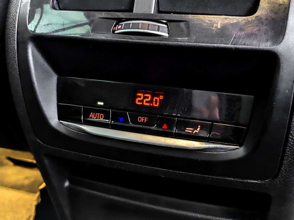 BMW X3 20i xDrive, 2018 Фото №26