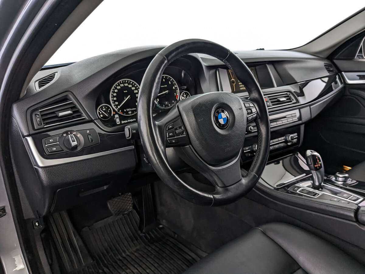 BMW 5 серии 528i xDrive, 2014 Фото №10