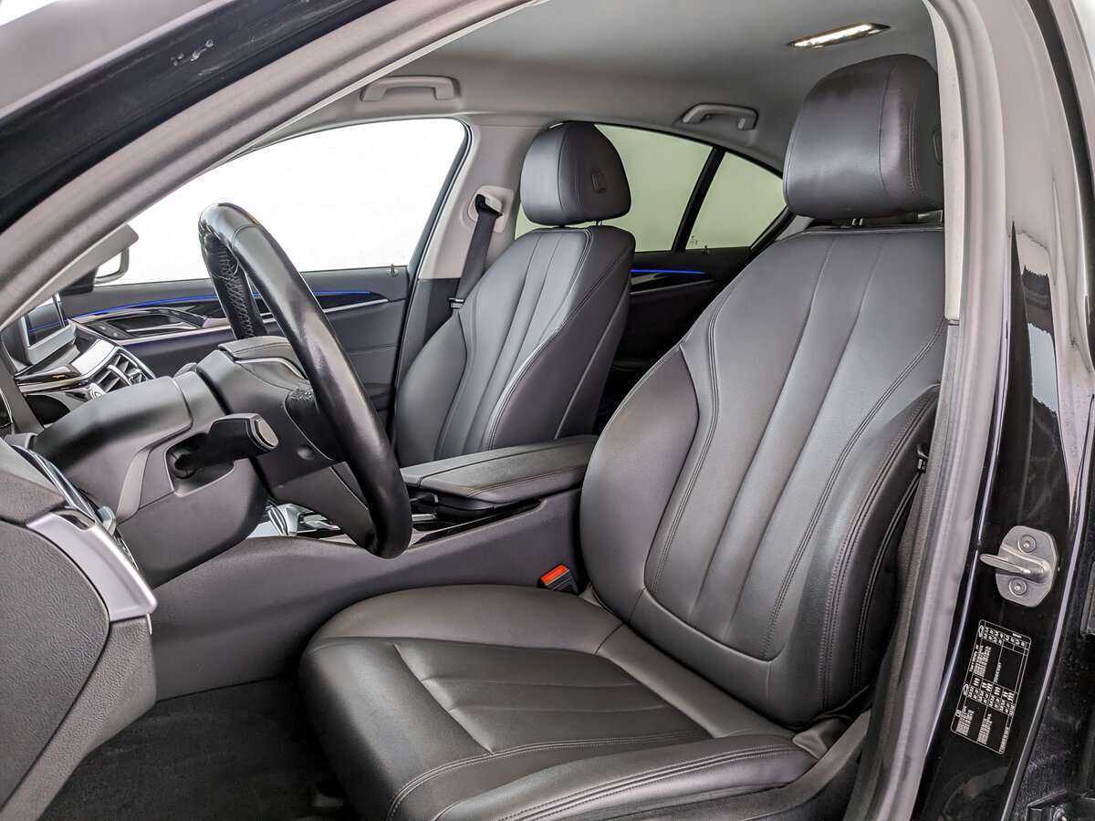 BMW 5 серии 520d, 2019 Фото №18