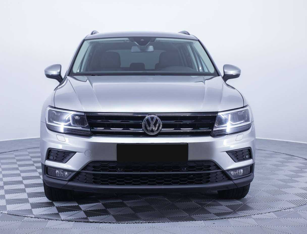 Volkswagen Tiguan, 2020 - 49 608 км. | Фото №2