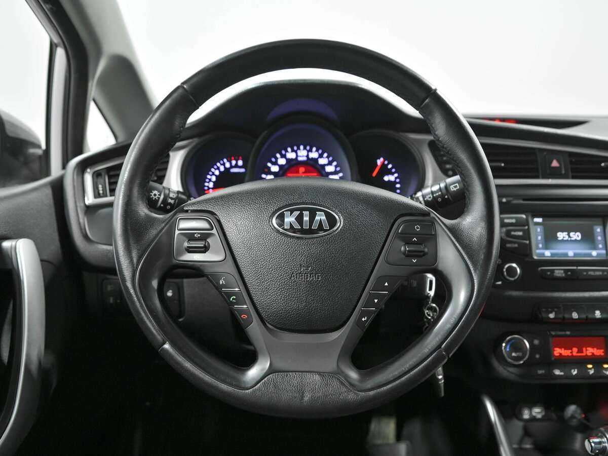 Kia Ceed, 2017 Фото №8
