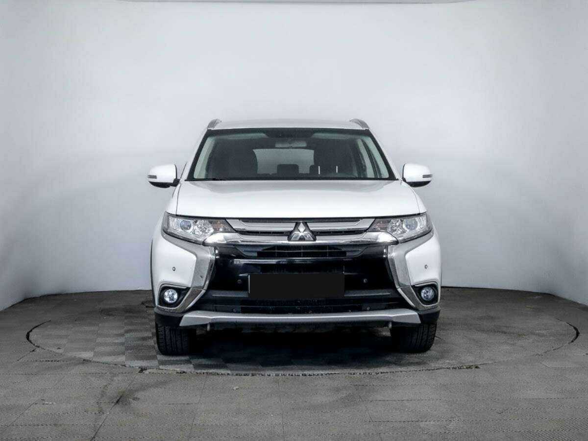 Mitsubishi Outlander, 2018 Фото №2