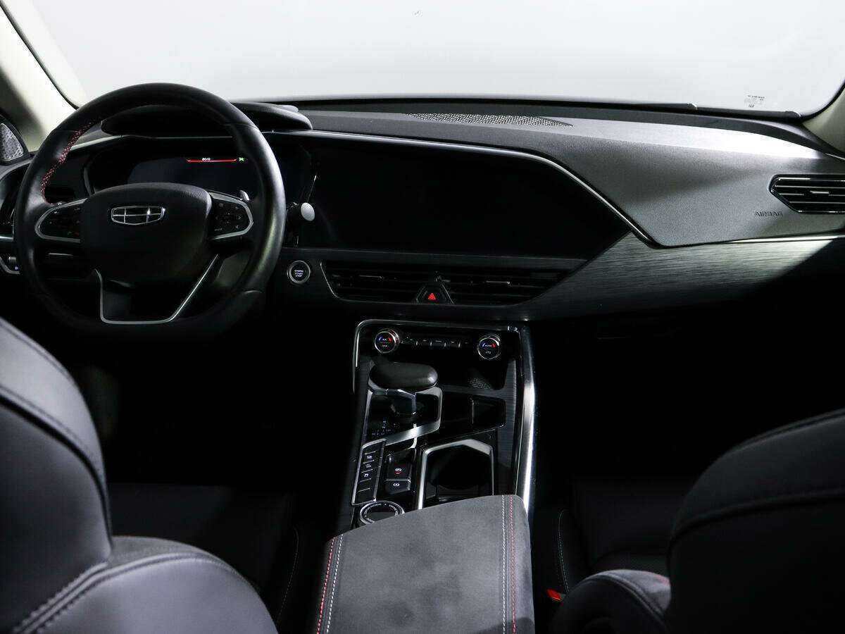 Geely Tugella, 2021 Фото №11