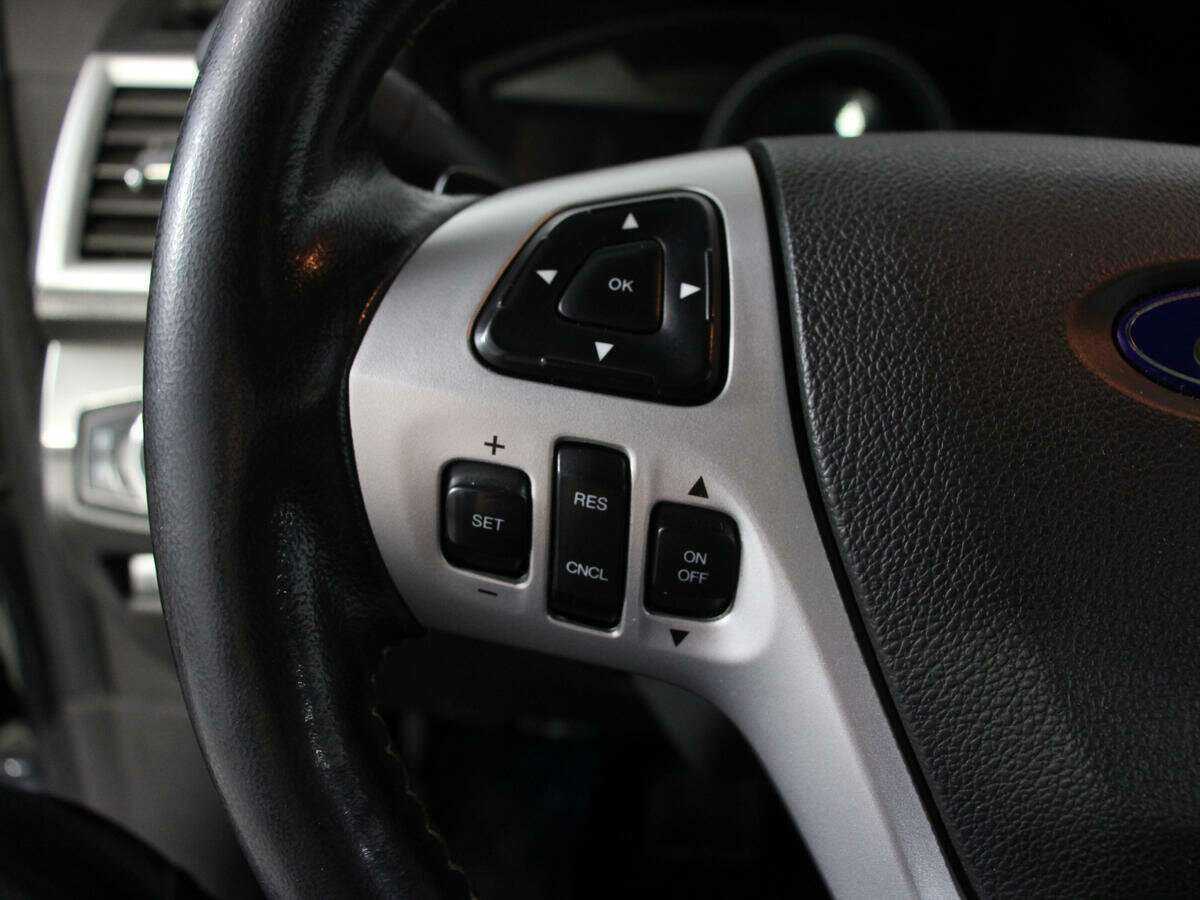 Ford Explorer Sport, 2013 Фото №21