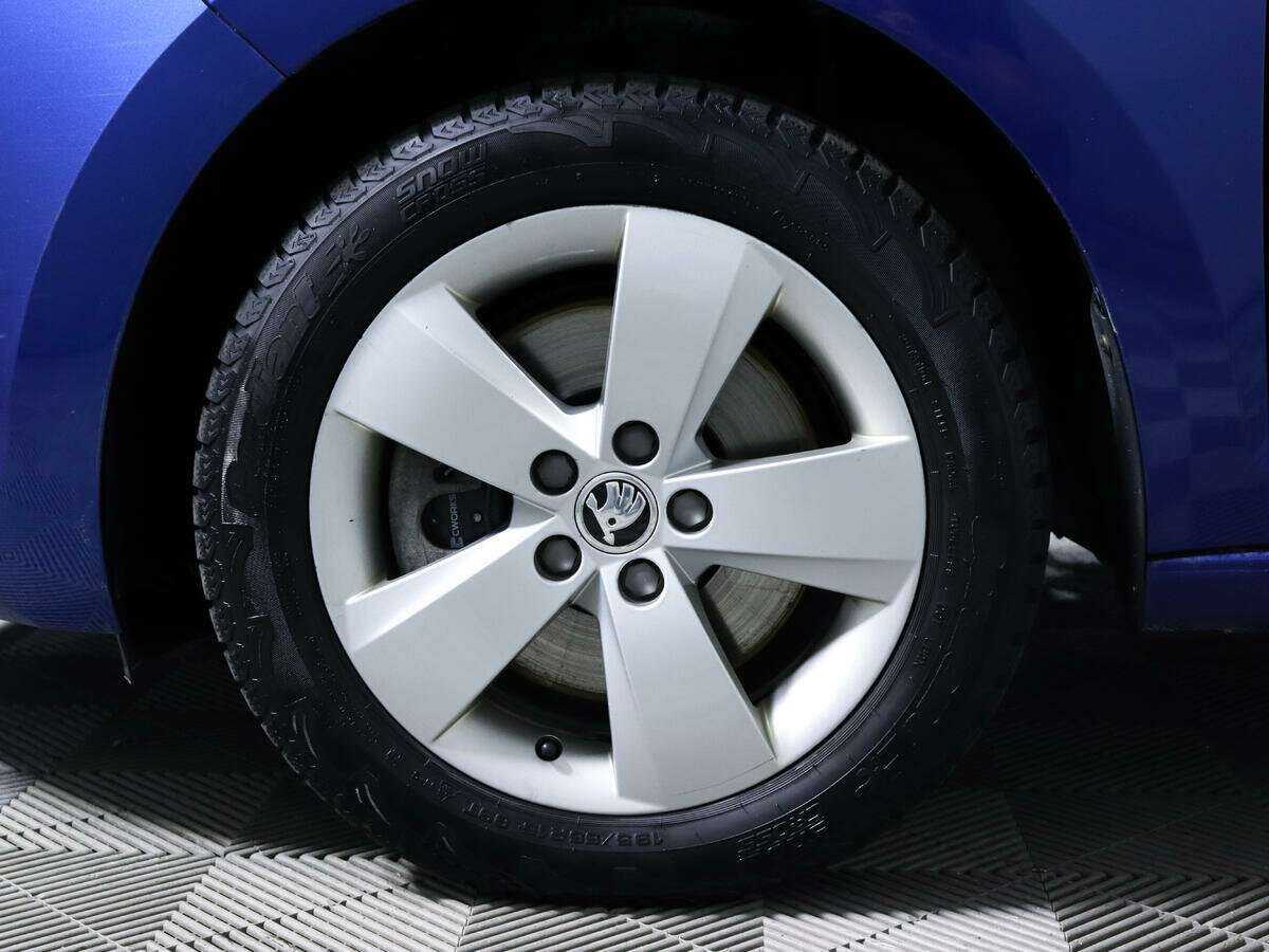 Skoda Rapid, 2017 Фото №13