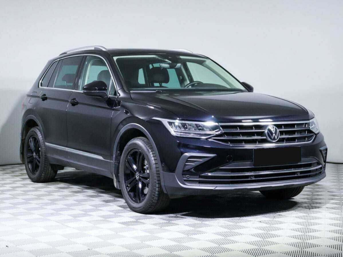 Volkswagen Tiguan, 2021 - 42 285 км. | Фото №3