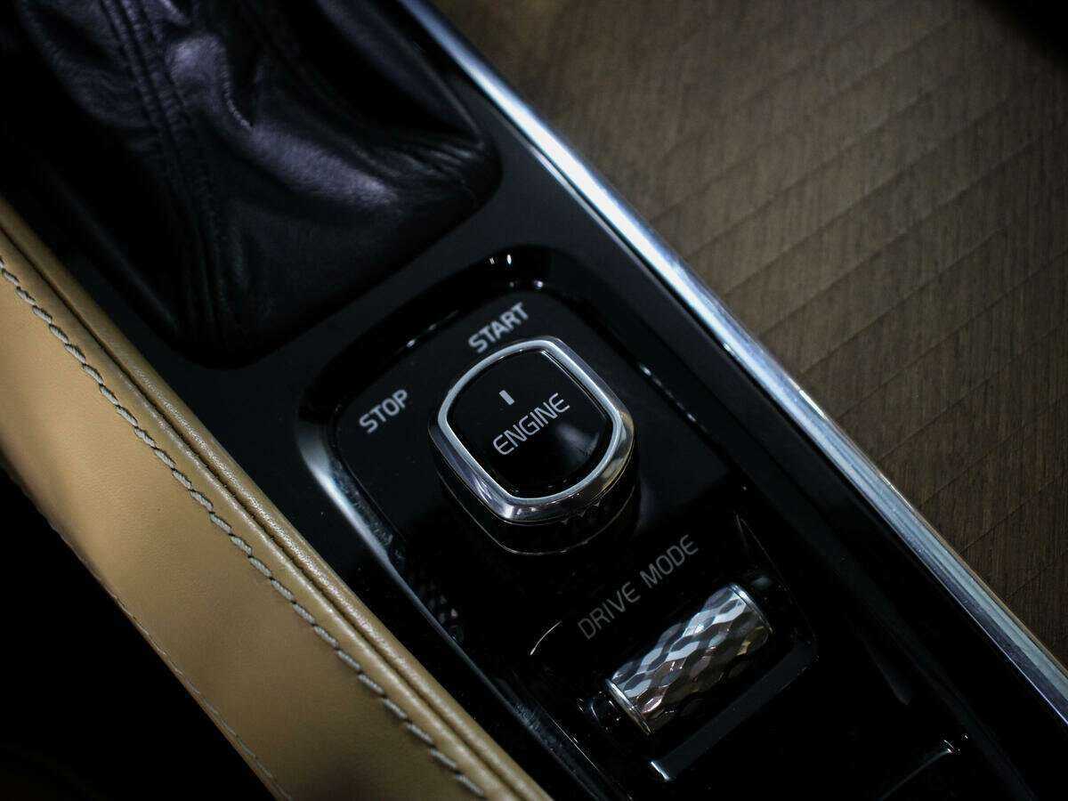 Volvo XC90, 2015 Фото №16