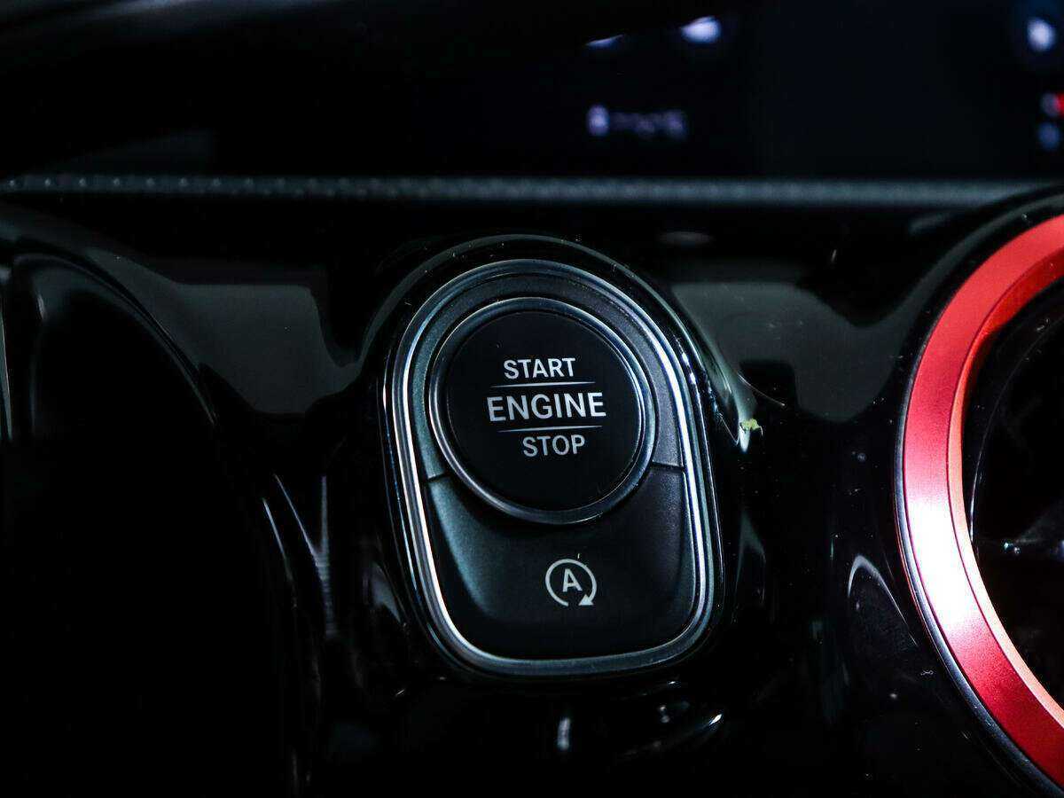 Mercedes-Benz A-Класс 200, 2020 Фото №19