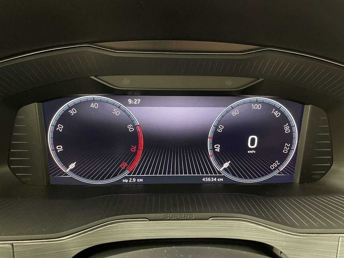 Skoda Superb, 2021 Фото №10
