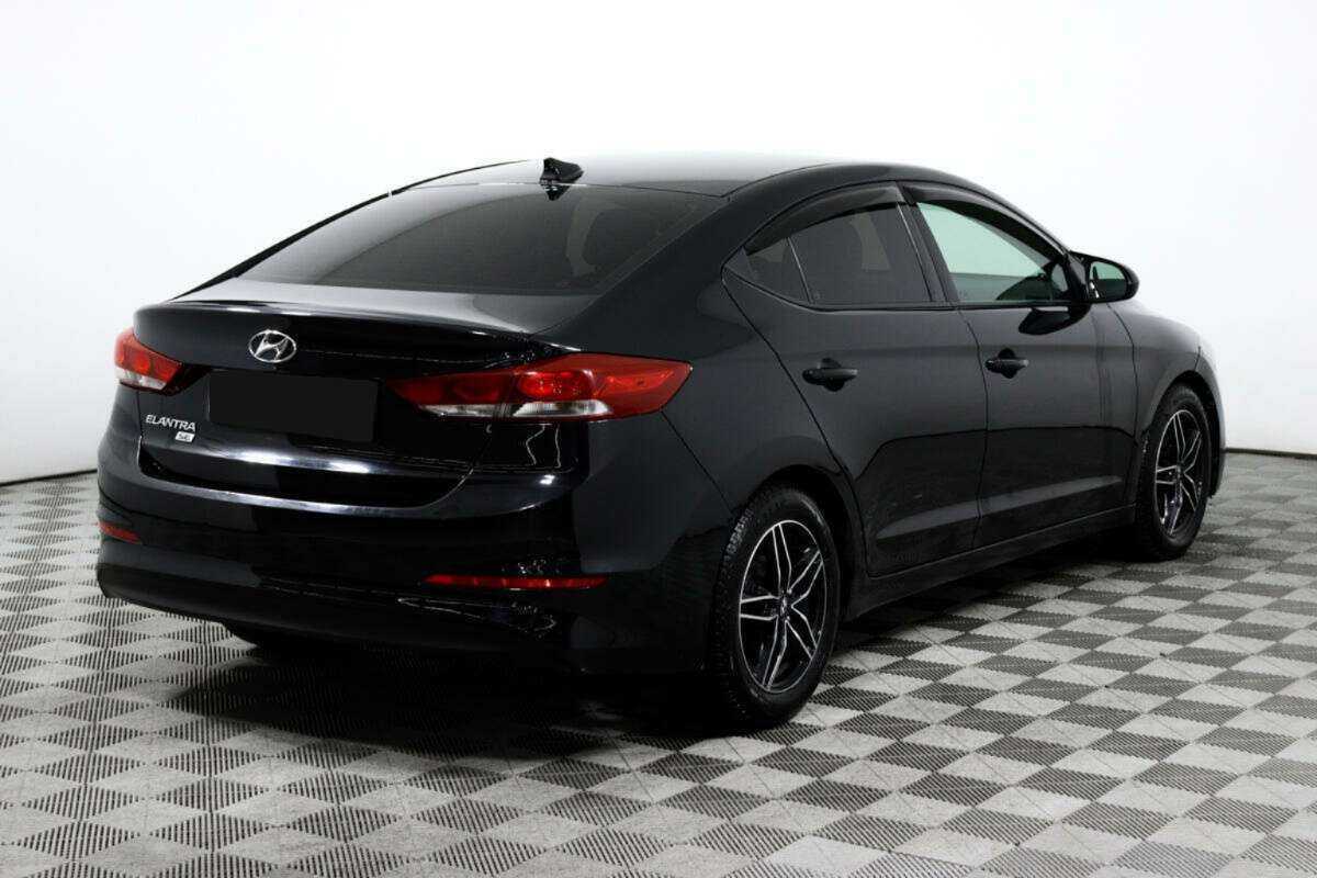 Hyundai Elantra, 2018 Фото №5