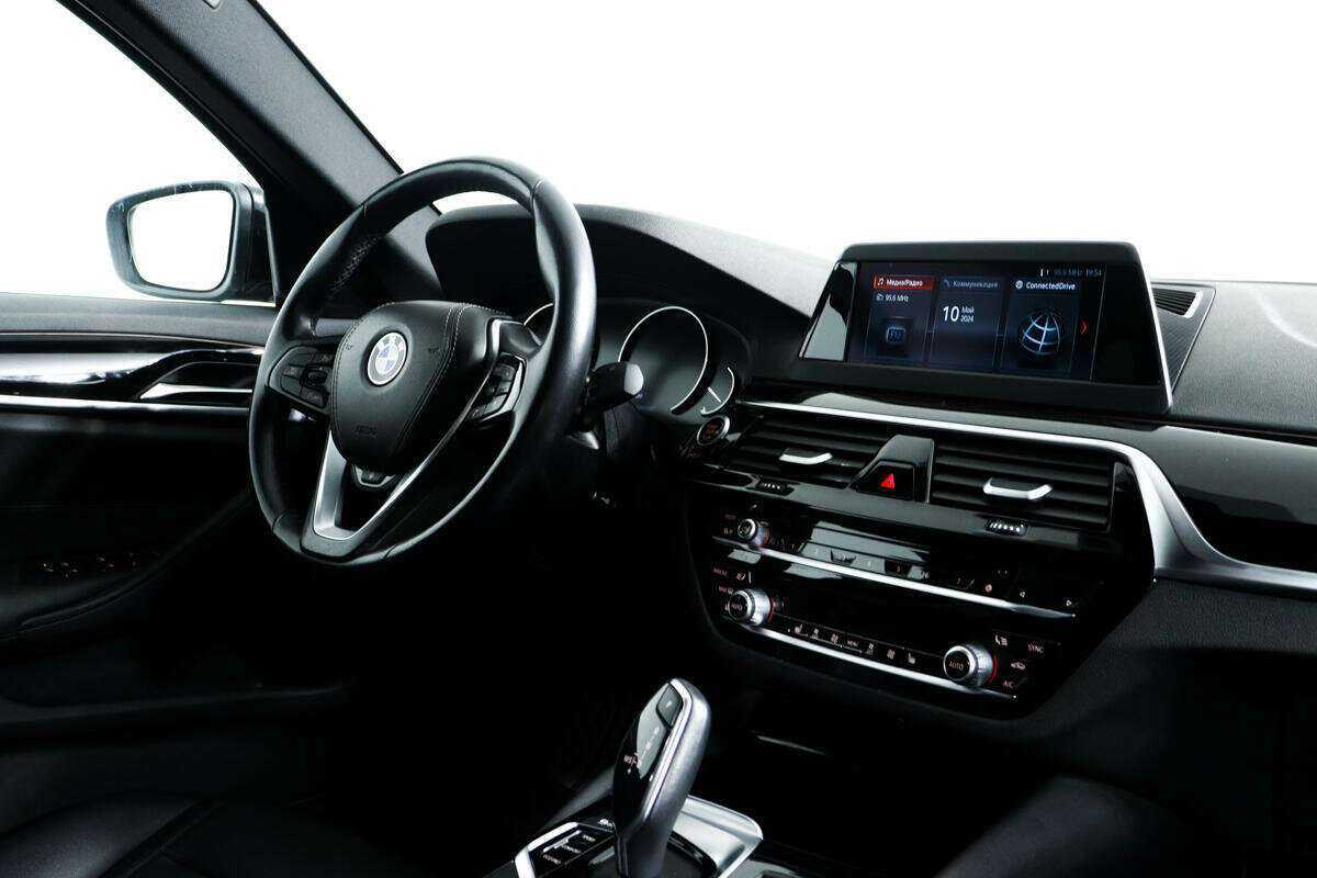 BMW 5 серии 520d xDrive, 2018 Фото №9