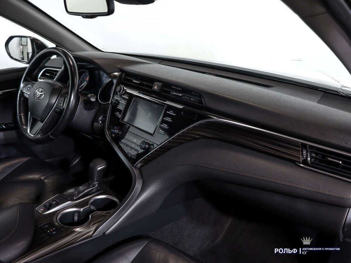 Toyota Camry, 2018 Фото №8