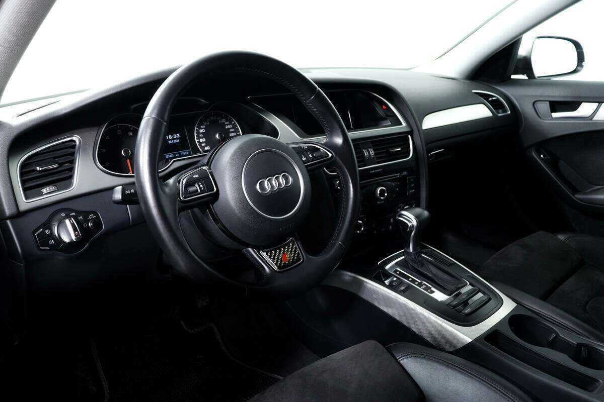 Audi A4, 2014 Фото №13