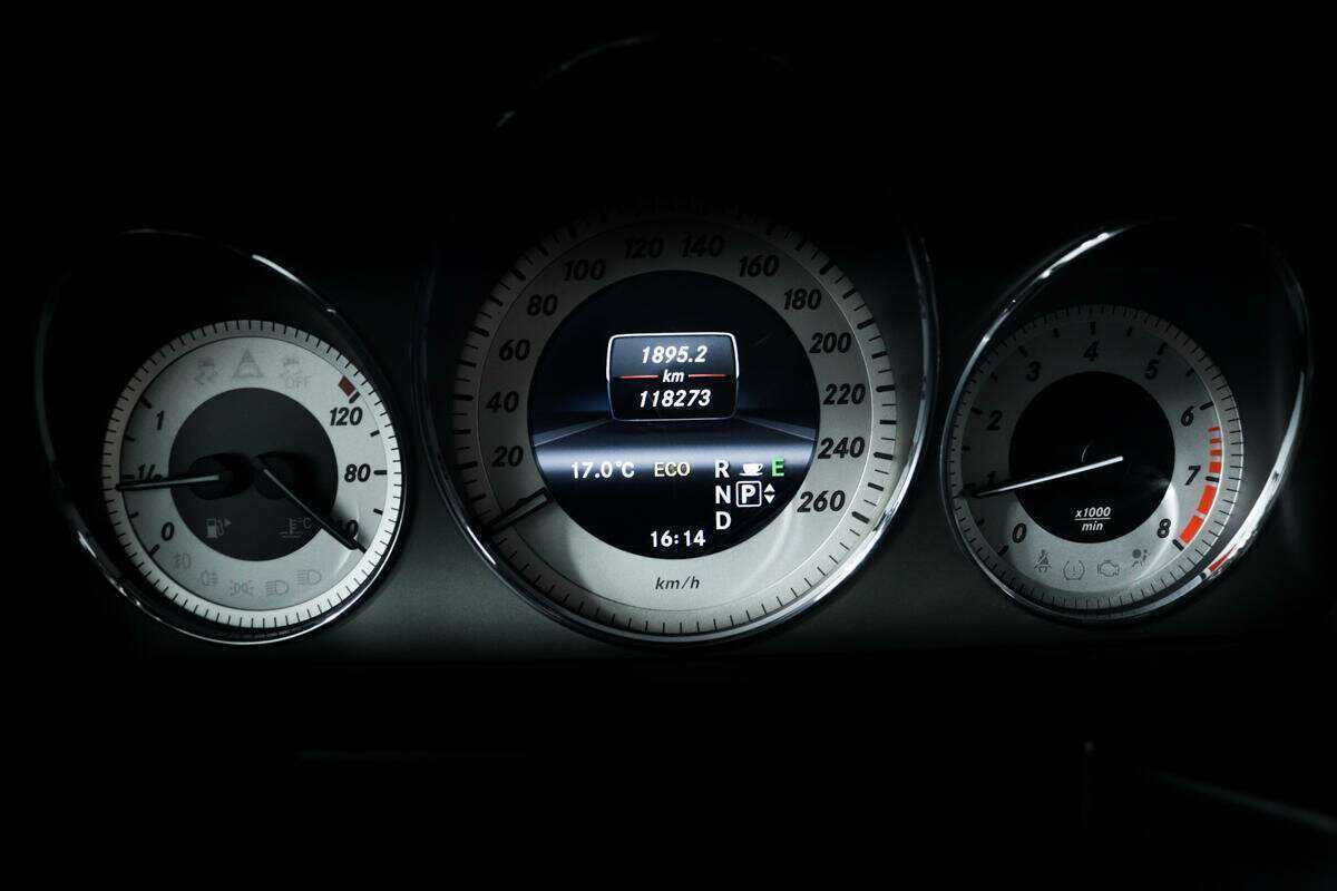 Mercedes-Benz GLK-Класс 300, 2012 Фото №9