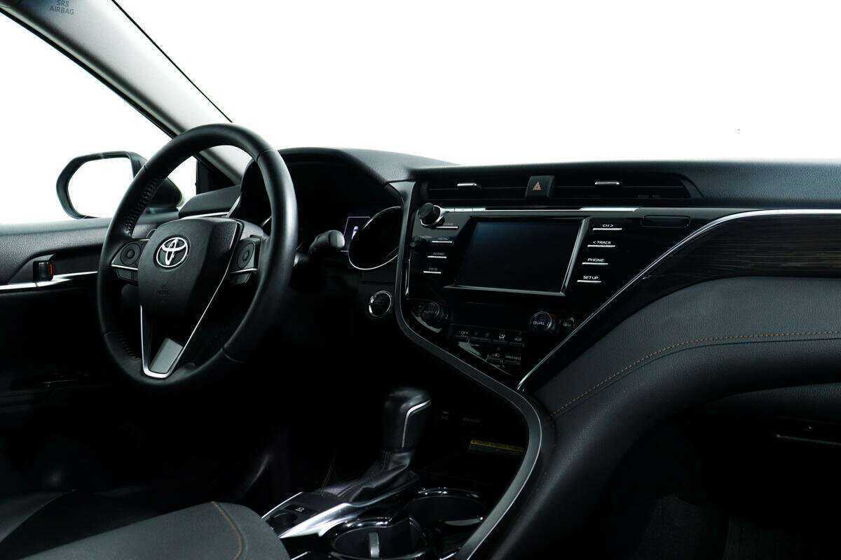 Toyota Camry, 2018 Фото №9
