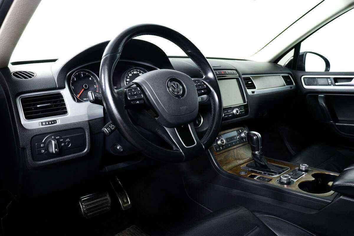 Volkswagen Touareg, 2016 Фото №13