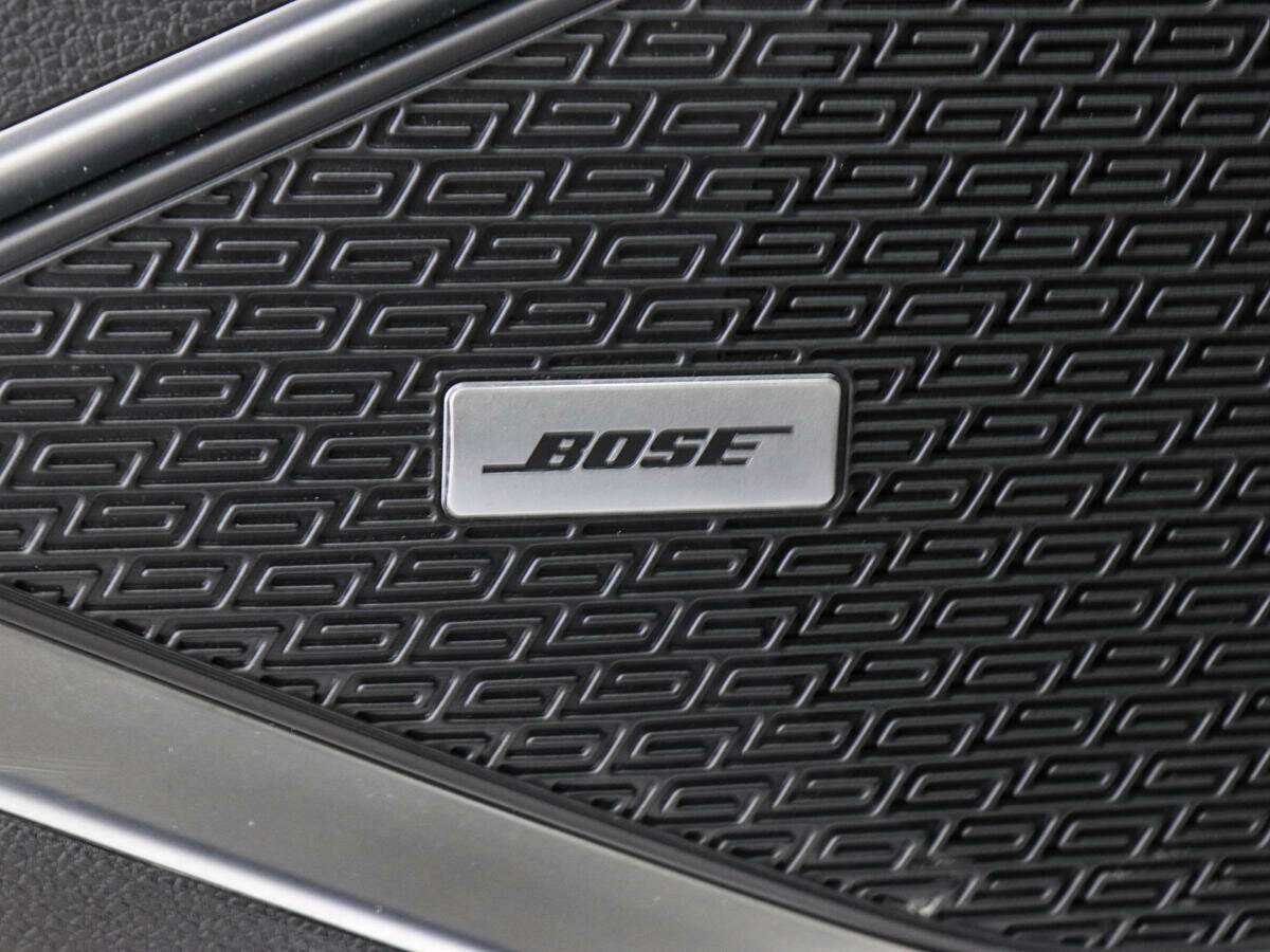 Geely Tugella, 2023 Фото №18