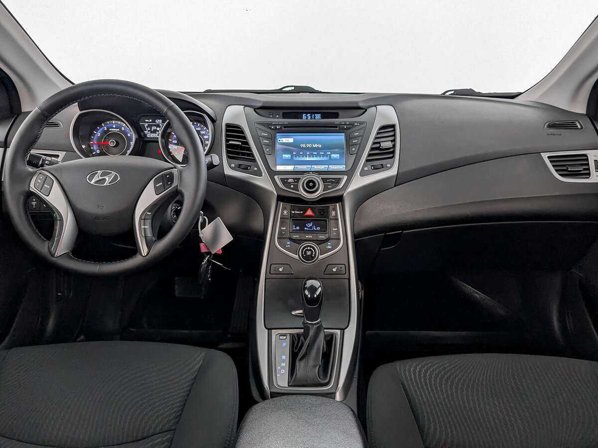 Hyundai Elantra, 2014 Фото №12