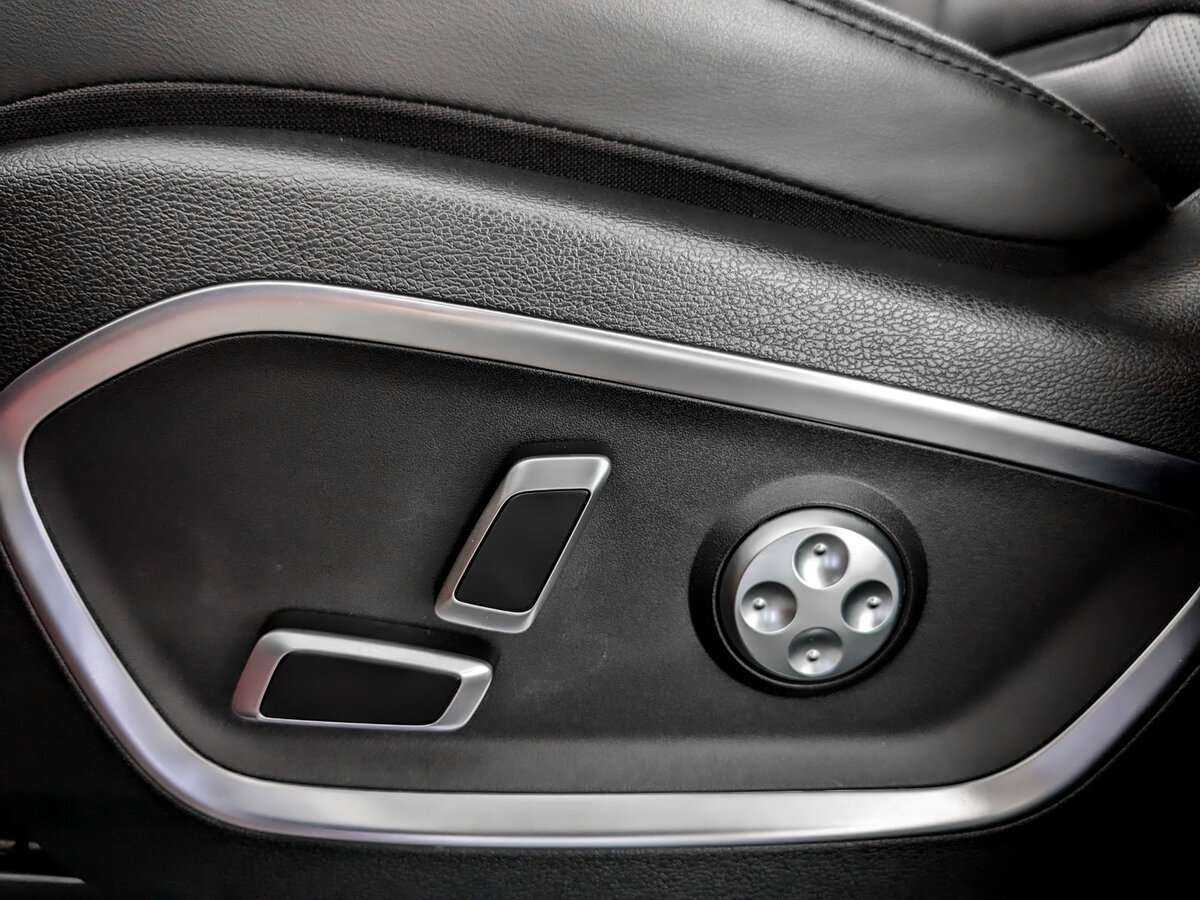 Geely Tugella, 2021 Фото №17