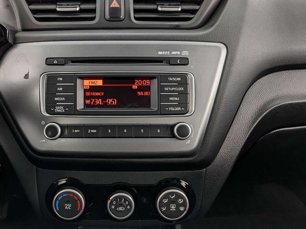 Kia Rio, 2016 Фото №13