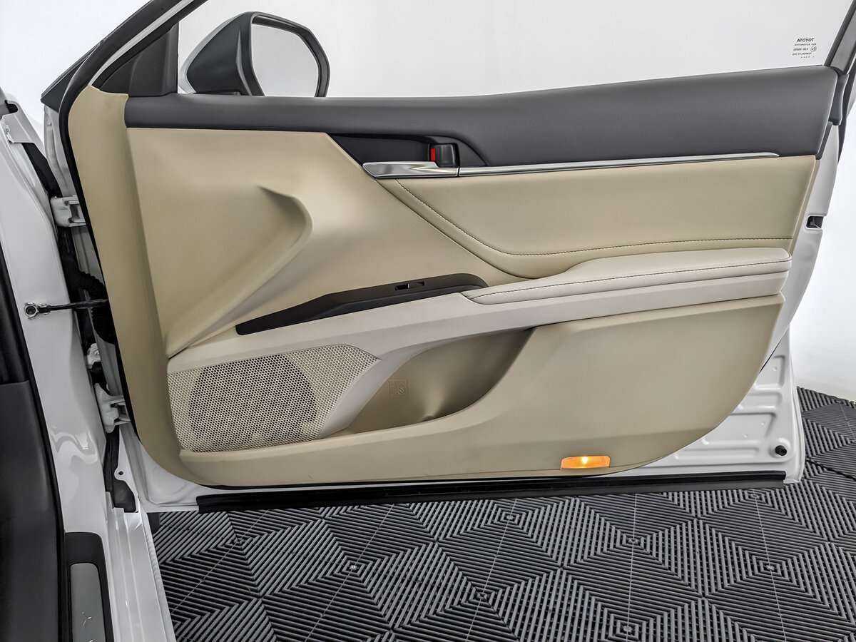 Toyota Camry, 2021 Фото №21