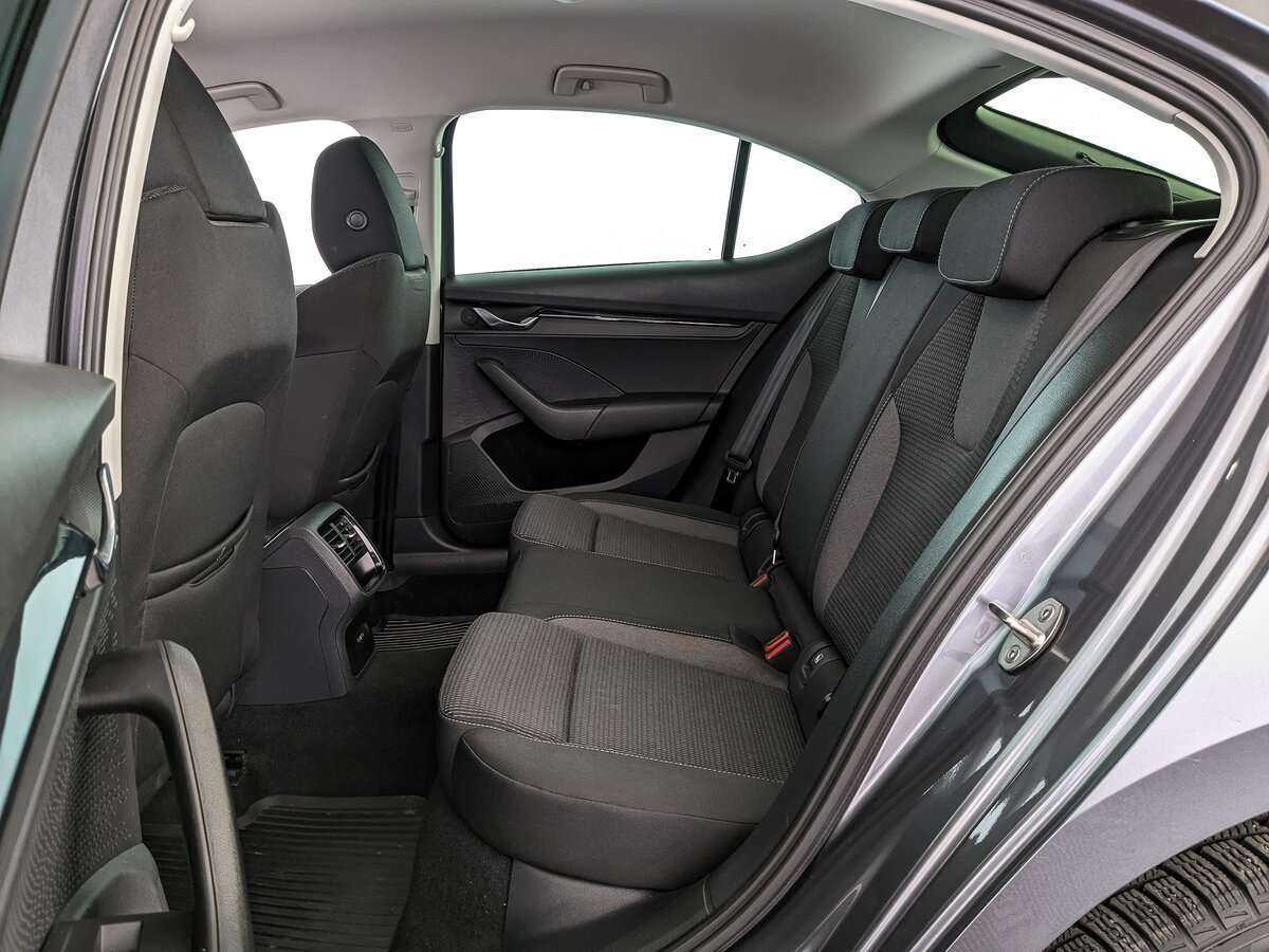 Skoda Octavia, 2021 Фото №13