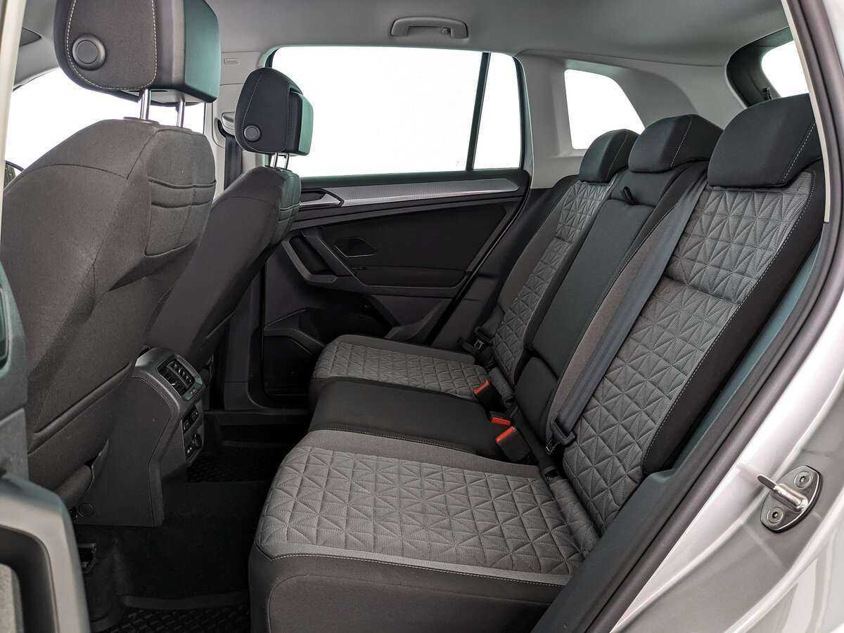 Volkswagen Tiguan, 2021 Фото №18