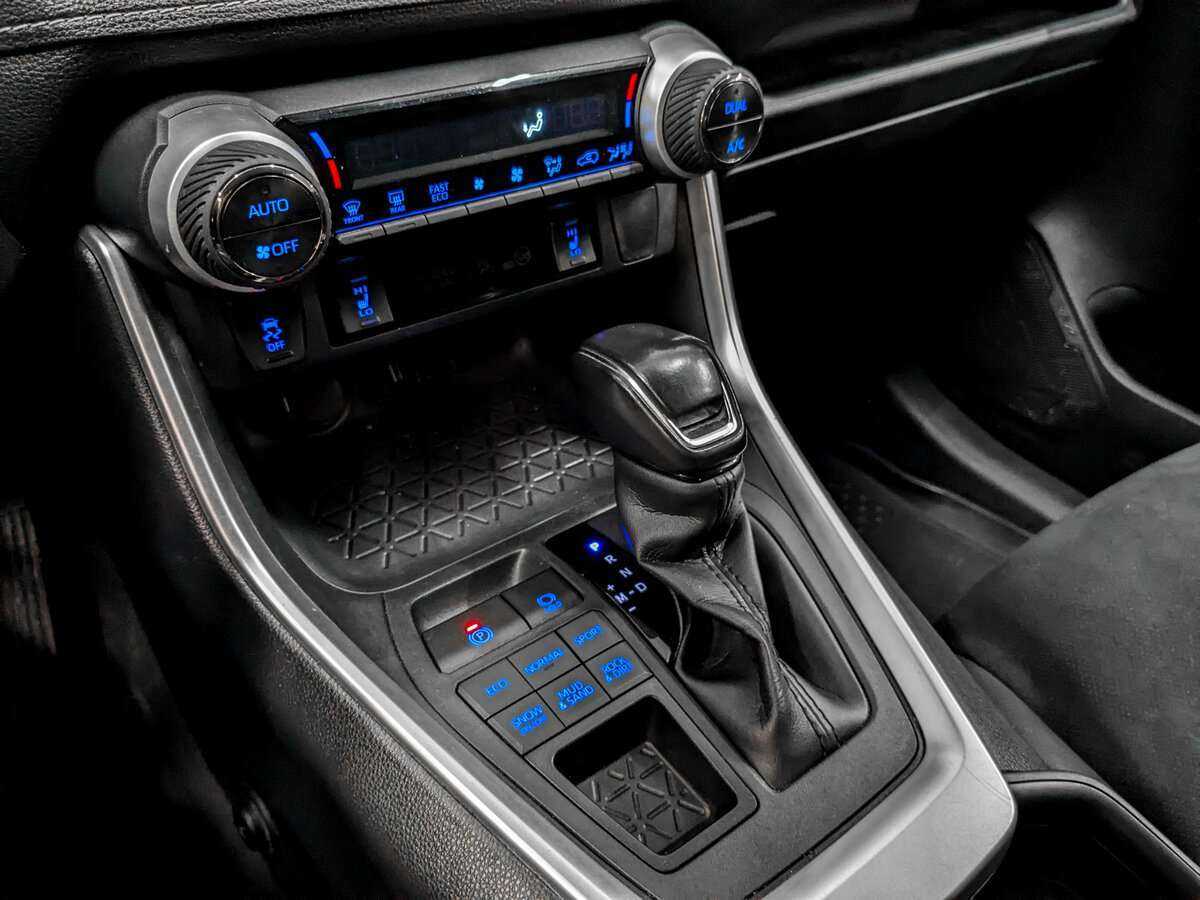 Toyota RAV4, 2021 Фото №21