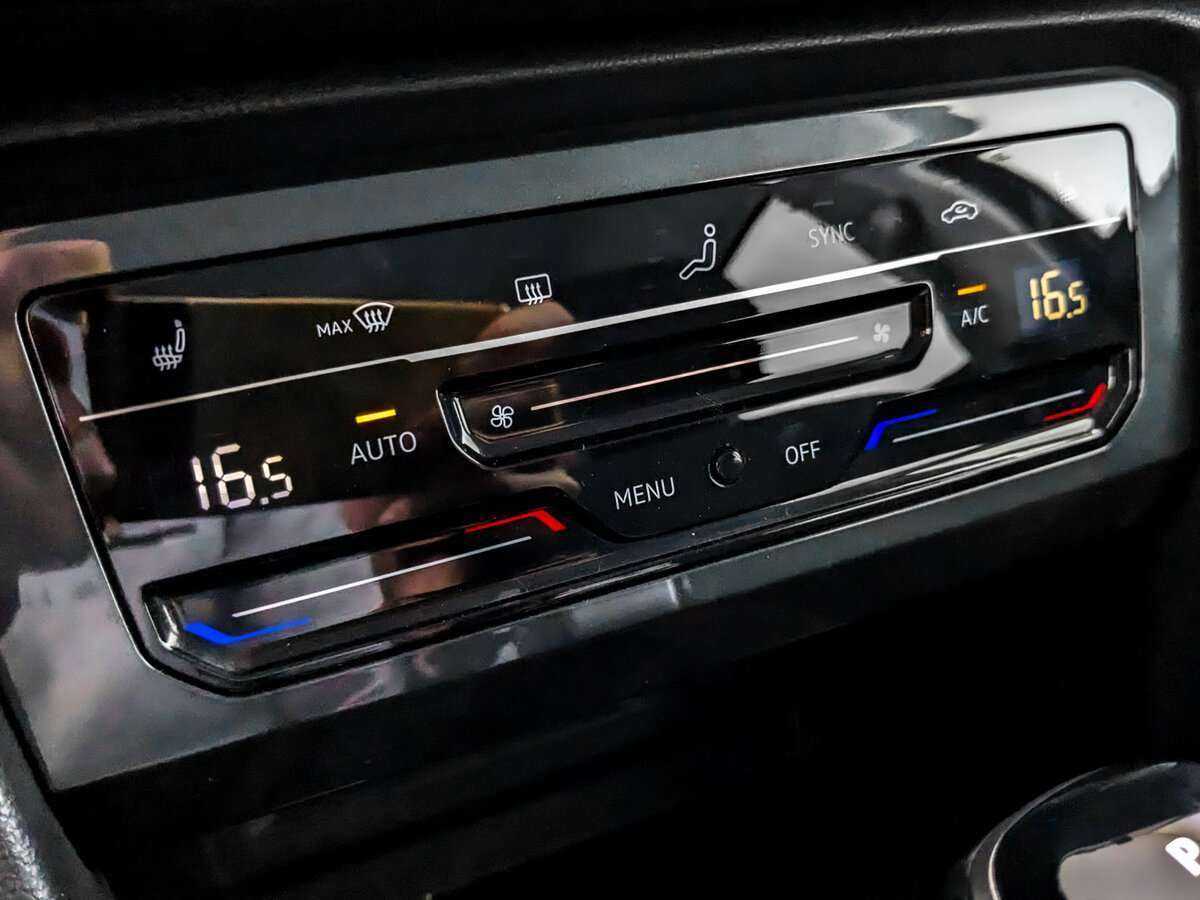 Volkswagen Tiguan, 2021 Фото №21