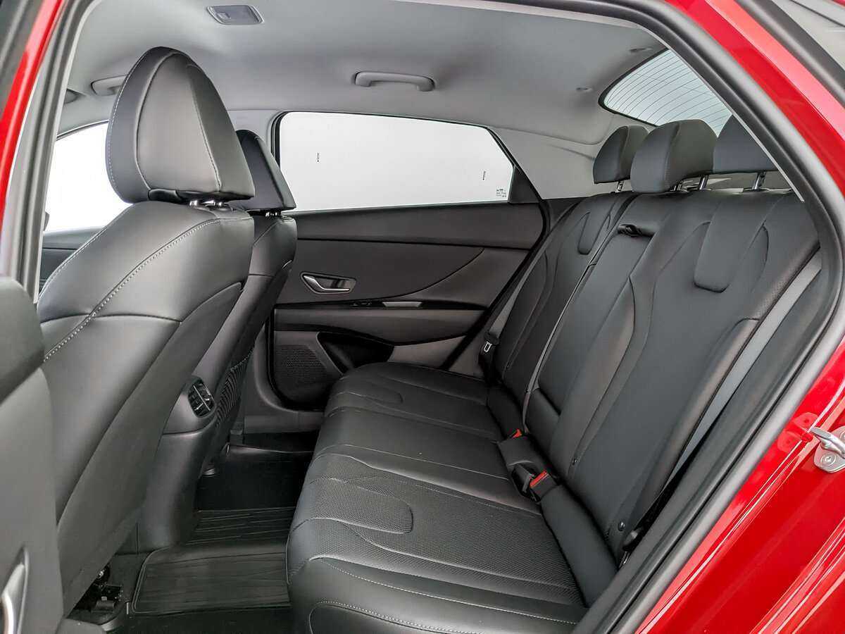 Hyundai Elantra, 2022 Фото №12