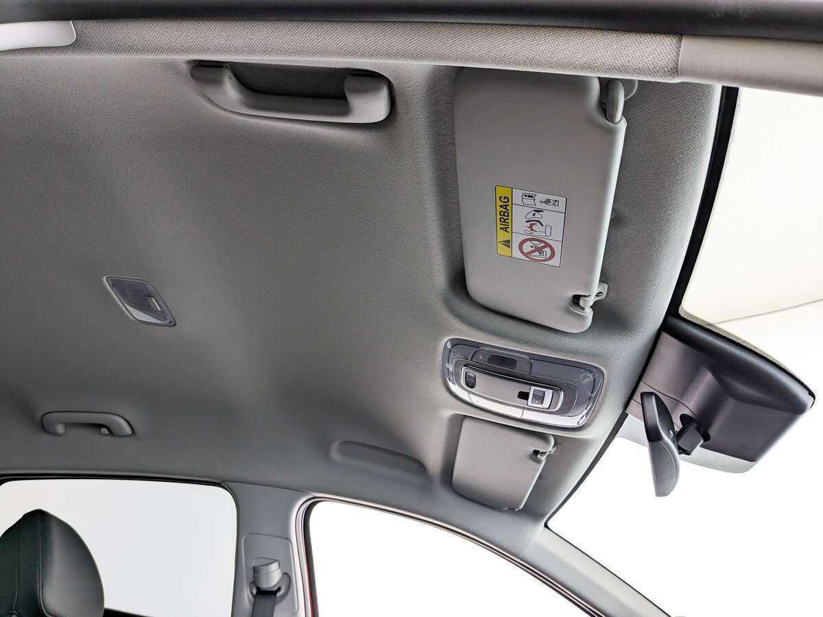 Hyundai Elantra, 2022 Фото №23