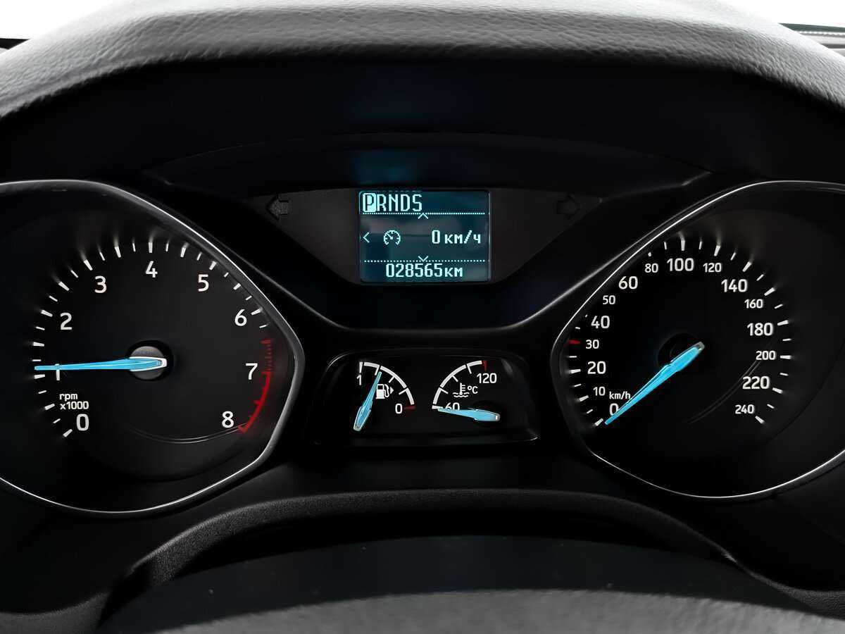 Ford Focus, 2018 Фото №12