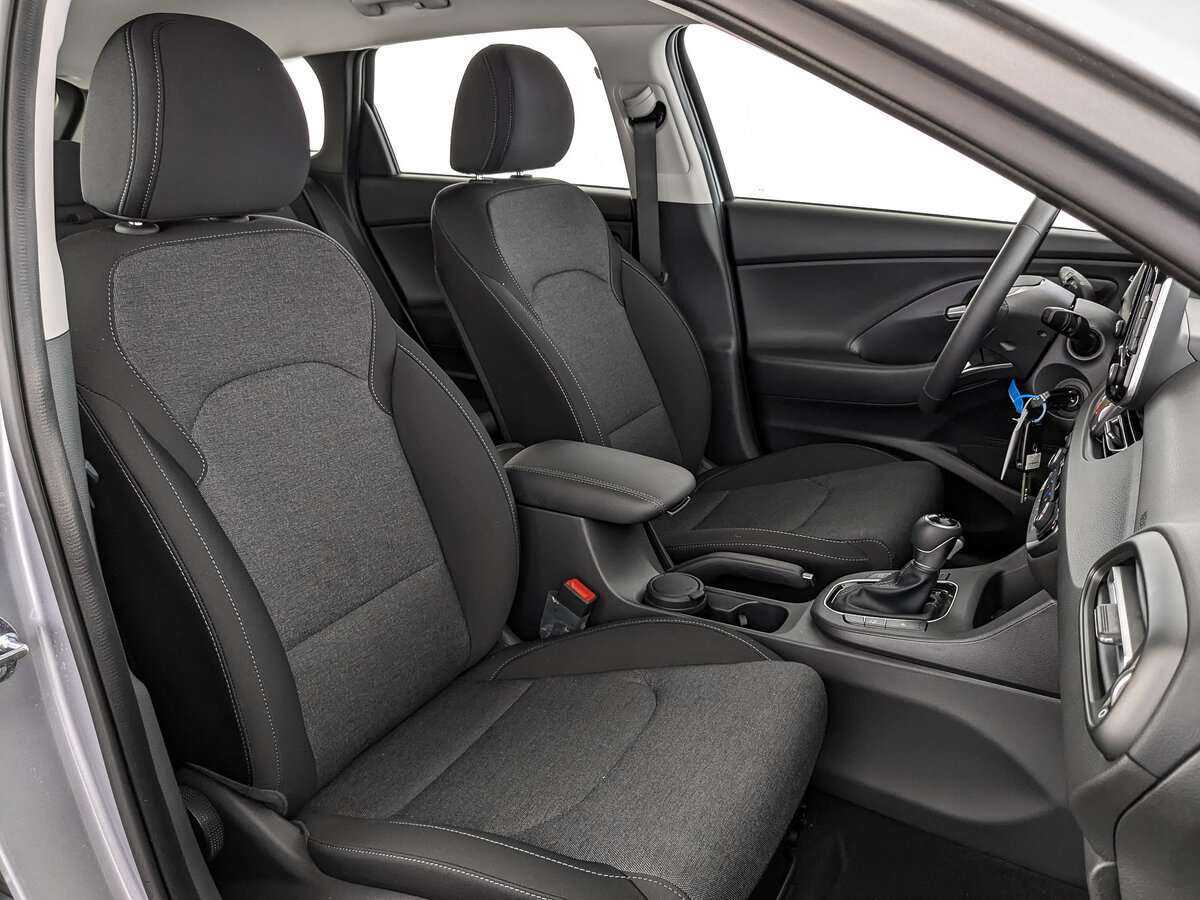 Hyundai i30, 2023 Фото №24