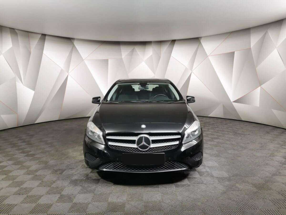 Mercedes-Benz A-Класс 180, 2014 - 70 496 км. | Фото №7