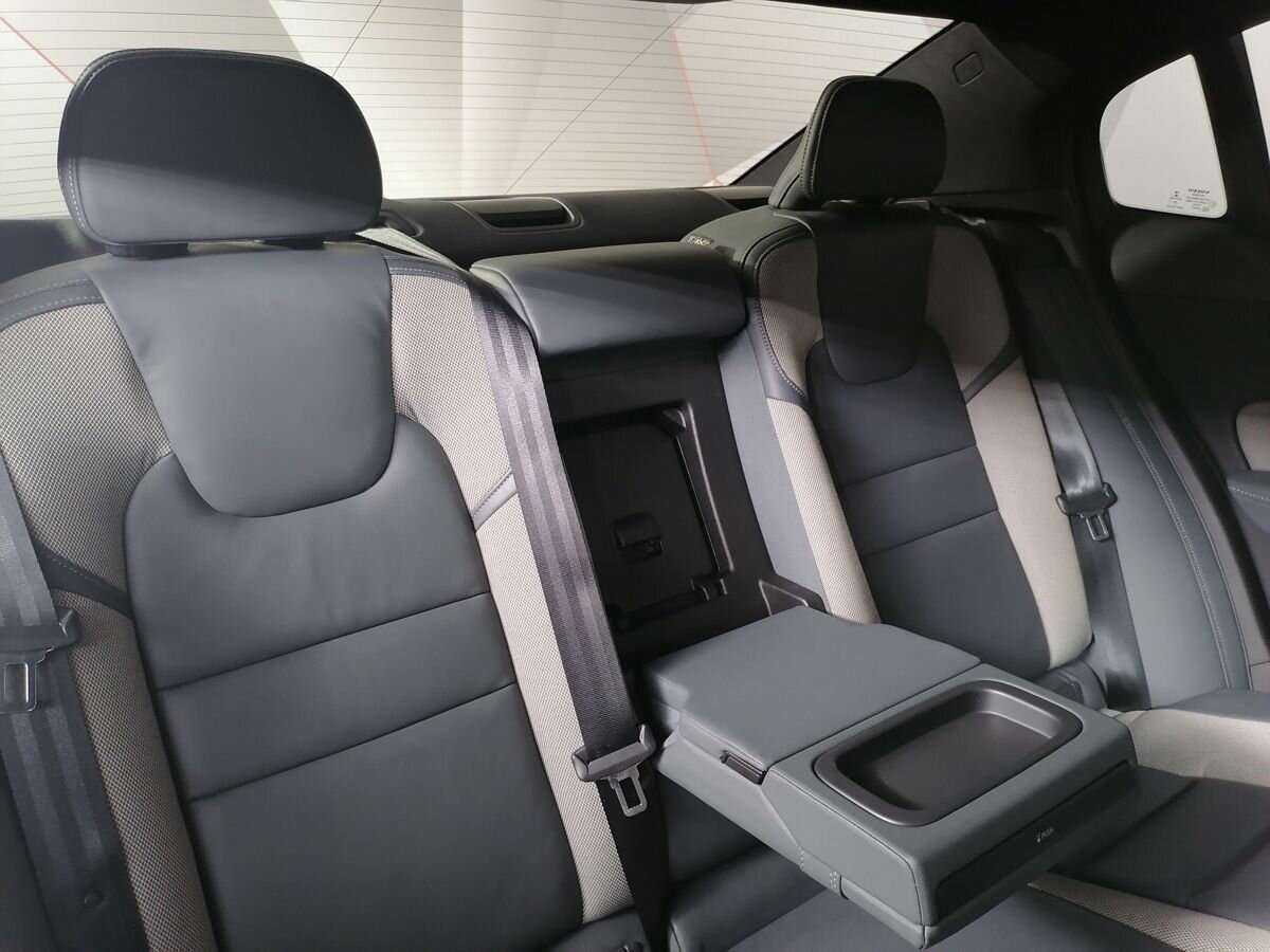 Volvo S60, 2020 Фото №13