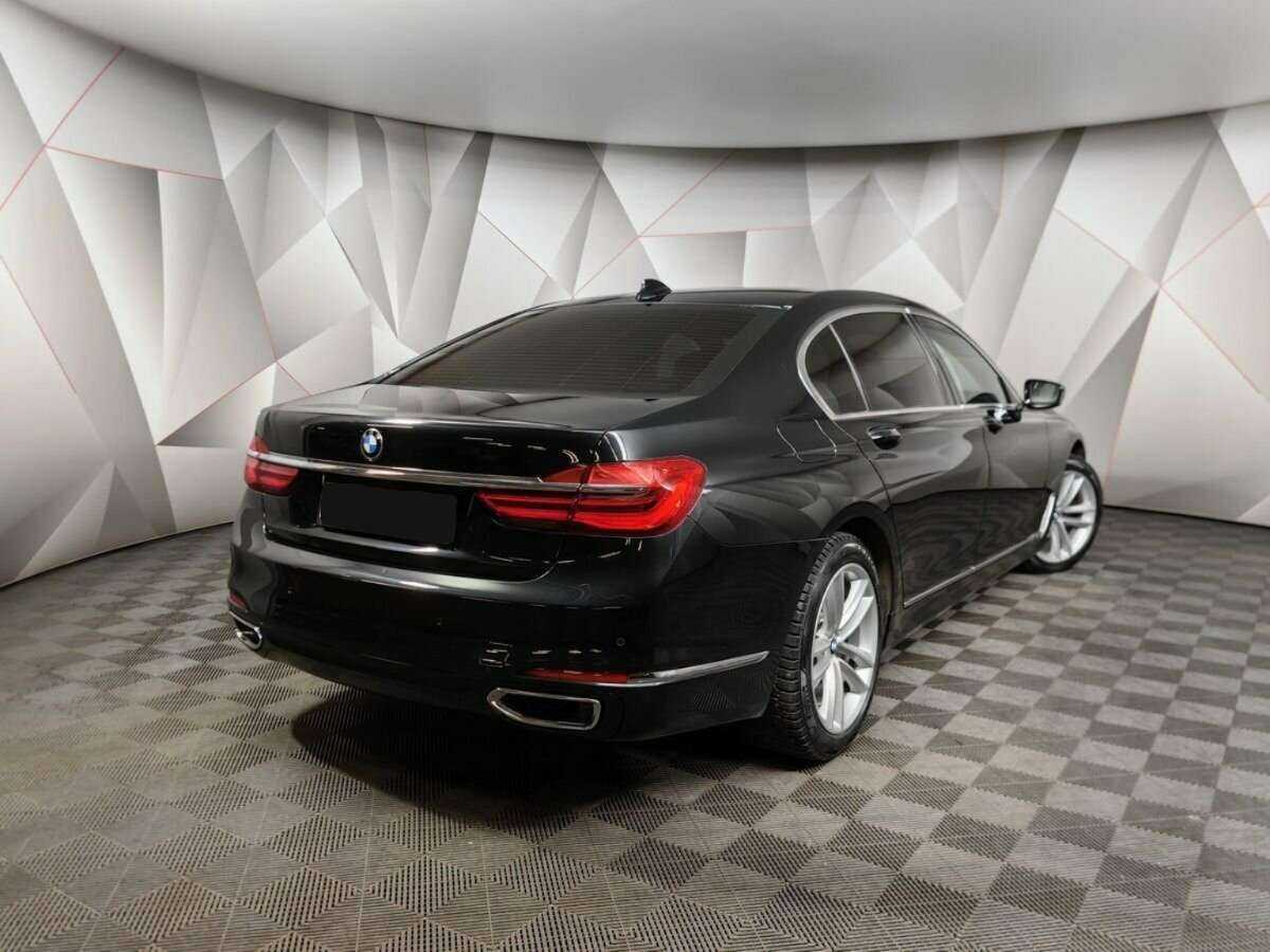 BMW 7 серии Long 730Ld xDrive, 2017 - 198 101 км. | Фото №2