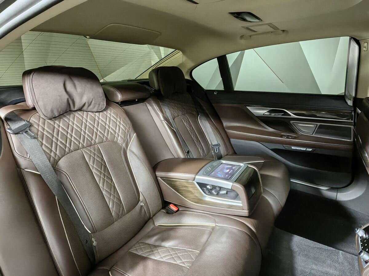 BMW 7 серии Long 730Ld xDrive, 2017 Фото №12