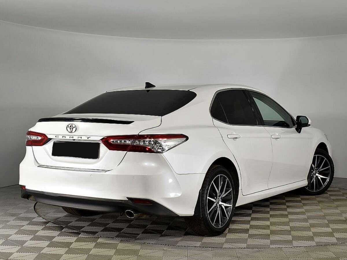 Toyota Camry, 2021 - 91 367 км. | Фото №2