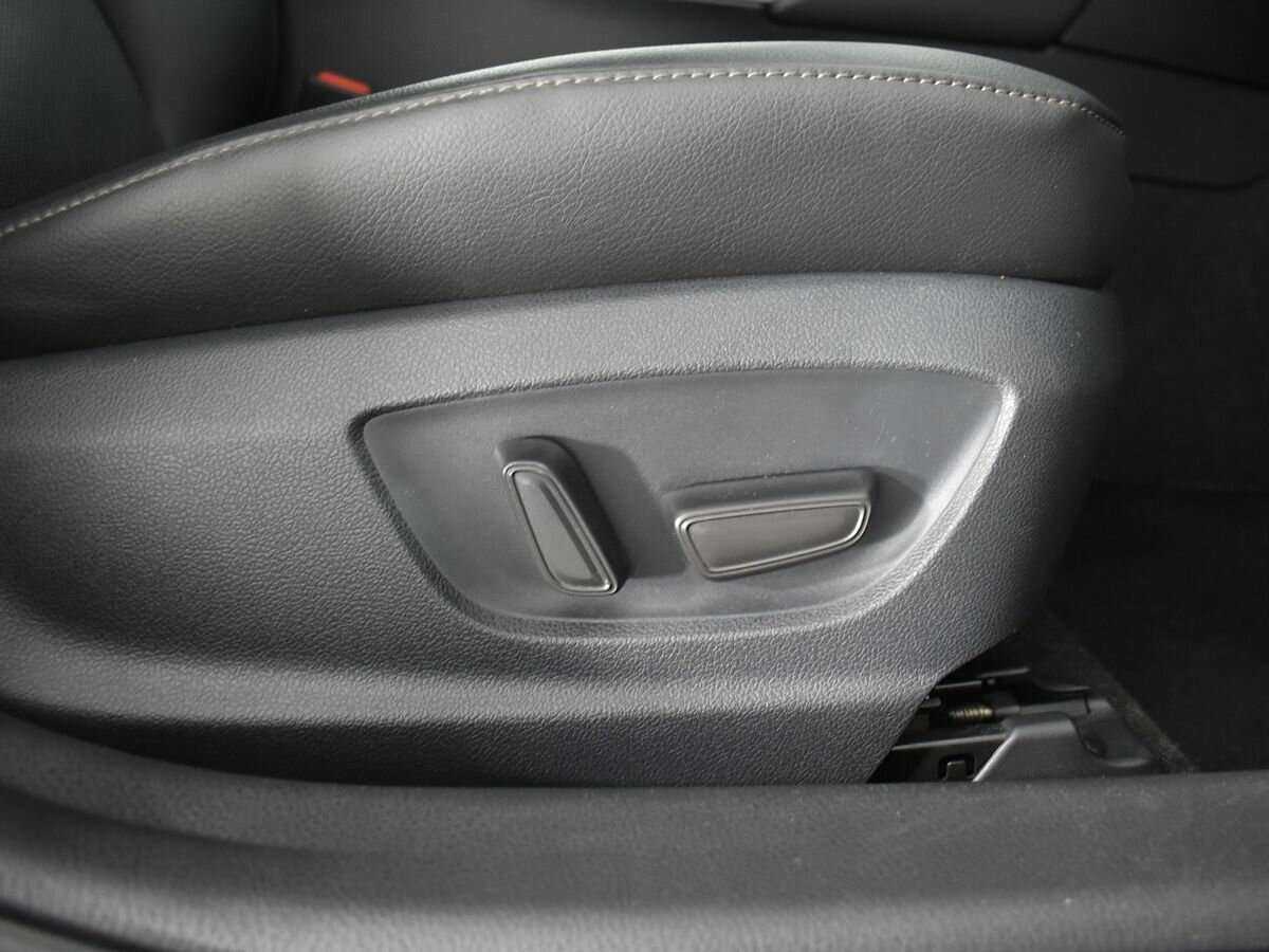 Toyota Camry, 2021 Фото №10