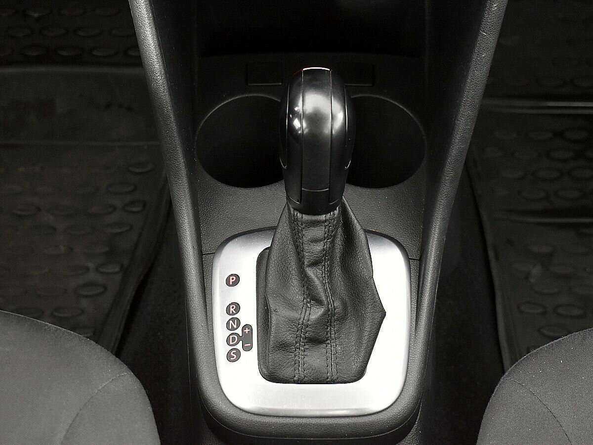 Volkswagen Polo, 2014 Фото №12