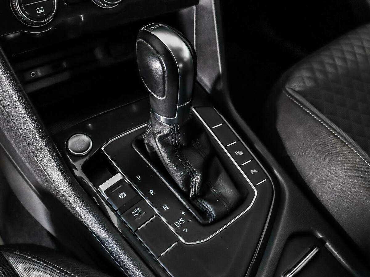 Volkswagen Tiguan, 2017 Фото №10